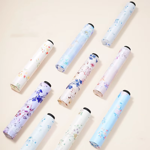 Paraguas de plumas de 3 pliegues de fibra de carbono ultraligero Sunday, pegamento negro, sombrilla antiultravioleta, protector solar de doble uso, lluvia y sol - Product Image 1