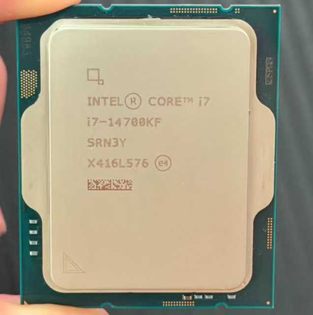 For Used Intel Core I7-14700KF Desktop CPU 20-Core 28-Thread up to 5.6GHz Unlocked LGA1700 Processor No Integrated Graphics