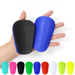 Plaques de protection pour tibia de football pour adultes et jeunes, parfaites pour tous les sports, assurant la sécurité et la durabilité en <span class=keywords><strong>action</strong></span> - Product Image 4