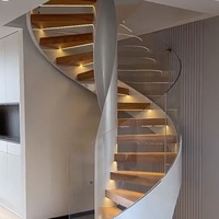 Escalier courbé double Anewson Premium en bois blanc, élégant escalier courbé avec marches en chêne blanc pour villa de luxe