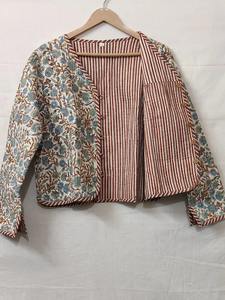 Blouson Bomber Réversible Écologique et Respirant pour Femme avec Broderie Florale, Doublure Hiver Matelassée en Nylon/Coton – Tendance pour - Product Image 6