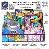 Equipo de juegos infantiles comerciales para interiores, directo de fábrica, con temática de estación espacial cyberpunk, helipuerto, torre, tobogán en espiral, piscina de bolas y malla.