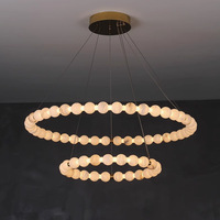 Lustre en perles d'albâtre naturel, lampe suspendue LED moderne en laiton, vente en gros directe d'usine pour la décoration du salon