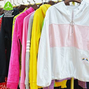 广州格蕾斯男女通用运动服套装二手品牌现货欧洲进口棉/尼龙夏季二手衣服成包 - Product Image 3