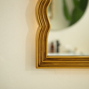 Lumina Mirror 24'' Golden Scalloped <b>Arched</b> PU Decorative Wall Mirror Retro Style - Product Image 5