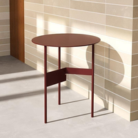 Table basse en bois nordique moderne et durable pour le salon