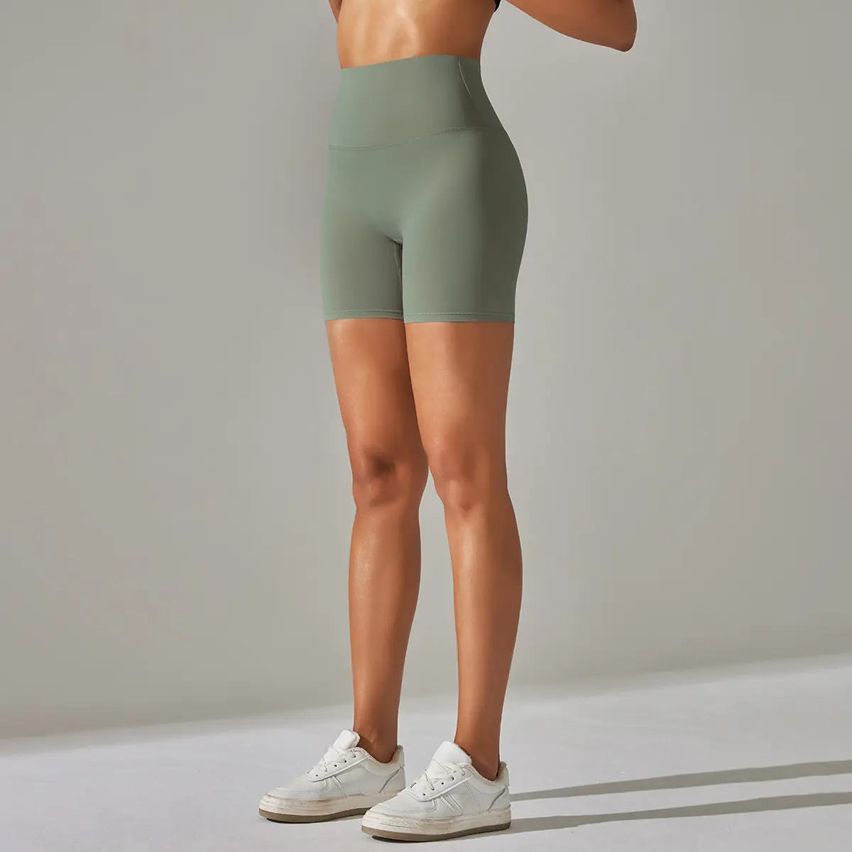 2024 Oem Logo kadınlar koşu şort nefes lüks yüksek bel zayıflama firma elastik bant elastik şeftali kalça Biker şort