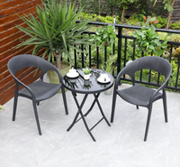 Chaises de jardin contemporaines en PVC pour l'extérieur, idéales pour la maison, le bureau et les appartements