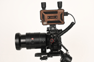 4K UHD <b>Wireless</b> Video Transmission Extender Kit with UVC 720FT 0.1s Latency 5.8G HD MI <b>Wireless</b> Video Transmitter <b>Receiver</b> - Product Image 6