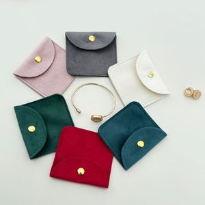 Pochette à bijoux en velours personnalisée avec fermeture à bouton, sac cadeau carré 10x10cm avec bouton pression pour bracelet, bagues, montre, collier - Product Image 1