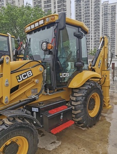 รถตักล้อยางขนาดเล็ก JCB 3CX ยี่ห้ออังกฤษ ประสิทธิภาพสูง รถตักหลังขุดมือสอง พร้อมเครื่องยนต์ มอเตอร์ และปั๊ม 8 ตัน ขายตรง - Product Image 3