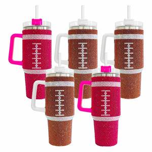 Gobelet isotherme de football 40oz avec couvercle et pailles, strass scintillants, mug de voyage 40oz, bouteille d'eau sport - Product Image 1