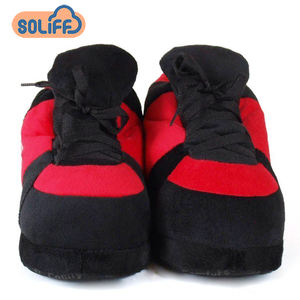 Pantoufles d'hiver en peluche pour <span class=keywords><strong>adulte</strong></span> - Product Image 1