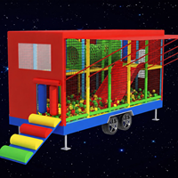 Structure de jeu mobile personnalisable multi-matériaux avec piscine à balles et toboggan spiralé pour enfants, idéale pour les cafés, les centres de divertissement familial (FEC), les maternelles et les garderies