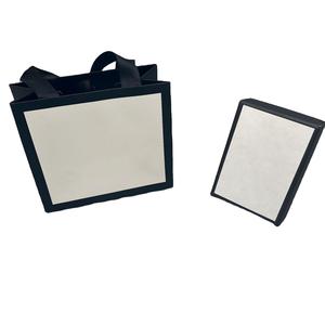 Boîte à bijoux au design classique noir et blanc - Product Image 3