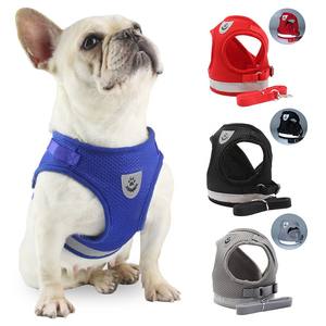 Harnais pour animaux de compagnie en maille douce réfléchissante Offre Spéciale, harnais pour chien sans traction avec laisse pour la marche - Product Image 1