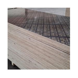 Lapisan Antislip Kualitas CE Berwajah Kayu Lapis Birch Inti Lem Fenolik Bertekstur Konstruksi Bekisting Kayu Lapis 18Mm Kayu Bermain - Product Image 2