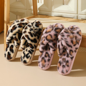 Chaussons d'intérieur doux et moelleux en vraie fourrure de <span class=keywords><strong>mouton</strong></span> pour femme, à bout ouvert croisé, pour l'hiver - Product Image 2