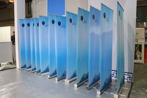 Bannière déroulante personnalisée pour l'intérieur et l'extérieur, très vendue, avec affiche d'informations commerciales pour la promotion et les salons professionnels - Product Image 6