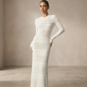 Robe pull en laine et coton de luxe pour femmes Glamoroux, coupe droite, ODM |   Robe midi tissée à manches longues avec découpes |   Robe - Product Image 3