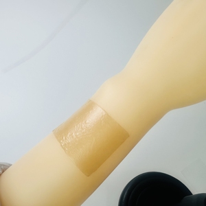 Feuille de gel de silicone de qualité médicale réutilisable, imperméable et écologique pour la réduction des cicatrices de césarienne - Product Image 3