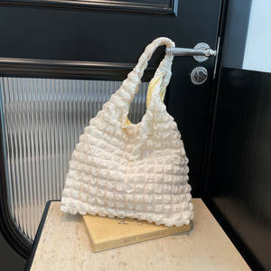 Sac à bandoulière en toile pour femmes tendance 2024 avec chaînes, sac à main uni pour femmes, sac messager à bandoulière unique, été/hiver - Product Image 4