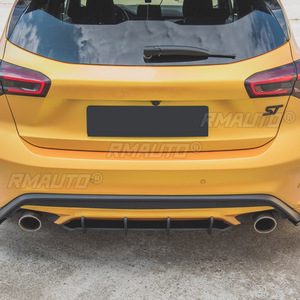 Diffuseur de pare-chocs arrière noir brillant, séparateurs de lèvres, spoiler, protection de pare-chocs arrière pour Ford Focus ST MK4 2018-2021, accessoires de style automobile - Product Image 4