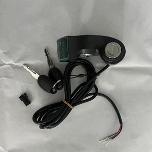Verrou de tension universel avec clé, accessoires pour trottinette électrique, interrupteur de verrouillage de puissance pour trottinette électrique, pièces de rechange pour trottinette - Product Image 1