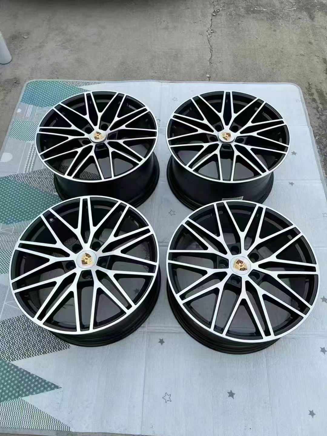 How to Choose the Best Rims for Porsche: A Complete Buying Guide