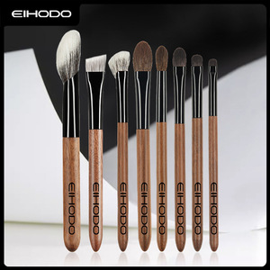 Juego de brochas de maquillaje Cangzhou, 8 piezas, mango de madera, pelo de animal, forma redonda, para sombra de ojos - Product Image 4