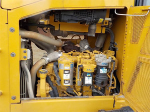 Bulldozers de segunda mano Cat D5K en buenas condiciones de funcionamiento Buen precio Bulldozers CAT D6D usados para la venta - Product Image 5