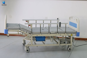 BT-AE061 Bestran Medical, Cama de Hospital Ajustable con Inodoro para el Cuidado en el Hogar de Personas Mayores, Capacidad de 250 kg, Ruedas Silenciosas, Frenos Cruzados - Product Image 6