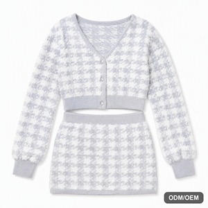 Set Due Pezzi Invernale in Maglia Effetto Visone per Donna, <span class=keywords><strong>Cardigan</strong></span> <span class=keywords><strong>Pied</strong></span>-<span class=keywords><strong>de</strong></span>-<span class=keywords><strong>Poule</strong></span> 12GG e Minigonna - Product Image 1