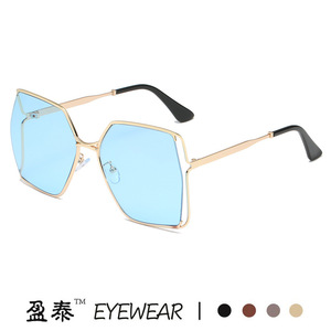 Lunettes de soleil surdimensionnées Yingtai, monture dorée, verres dégradés roses, protection UV400, style unisexe tendance - Product Image 2