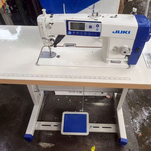 Machine à coudre industrielle à plat informatisée DDL-8000A neuve et authentique pour travaux lourds, avec alimentation par aiguille et construction métallique - Product Image 3