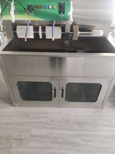 Vente flash Machine de nettoyage et de séchage de chaussures en acier inoxydable YUNWEI à haute productivité Machine de nettoyage de chaussures de sport et de tennis - Product Image 5