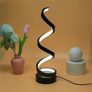 Lampe de table réglable haut de gamme YONGZE pour chambre à coucher, style ferme, avec contrôle tactile flexible et alimentation USB, idéale comme veilleuse de chevet - Product Image 1
