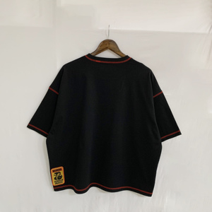 T-shirt da uomo in cotone organico 100% con spalle scese, vestibilità regular, basic, tinta unita, taglio squadrato, con cuciture a contrasto singole e reversibili - Product Image 3
