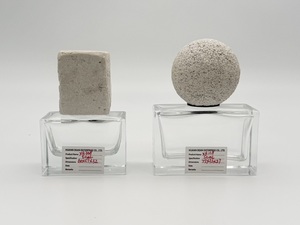 Flacon de parfum unique, luxe, personnalisé, avec bouchon en pierre et vaporisateur pour flacons - Product Image 3