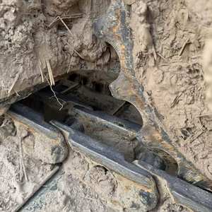 Máquina Excavadora de Cebollas, Mini Excavadora, Rompedora de Rocas, Excavadora de Patatas Usada en Venta - Product Image 1