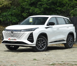 Voitures d'occasion 2024 Changan CS75 PLUS 1.5T Essence 5 Portes 5 Places SUV Conduite à Gauche Toit Ouvrant Haute Performance Faible Kilométrage - Product Image 2
