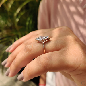 Luxury Lab Grown <b>Diamond</b> Engagement Ring with Precision Cut Set in Stunning <b>Polished</b> <b>Metal</b> Band from India - Product Image 4