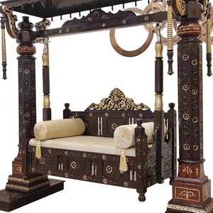 Columpio de Madera de Teca Marrón para Interiores, Hecho a Mano en India, Diseño Maharaja Tallado, Estilo Moderno, Tamaño Personalizado, para Eventos, Decoración del Hogar - Product Image 6