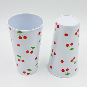 <span class=keywords><strong>Service</strong></span> <span class=keywords><strong>de</strong></span> table en mélamine <span class=keywords><strong>12</strong></span> pièces motif cerises saisonnières avec assiettes, bols et tasses <span class=keywords><strong>pour</strong></span> 4 <span class=keywords><strong>personnes</strong></span> - Product Image 5