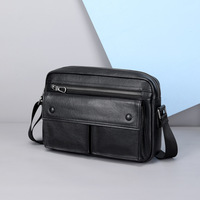 Tas Selempang Kulit Asli Vintage Multi-Kantong Pria OEM ODM Logo Kustom Ukuran Multi Kompartemen Tas Bahu
