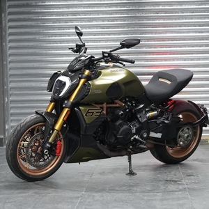 Motocicleta <span class=keywords><strong>Ducati</strong></span> Diavel Usada de Alto Rendimiento, Motocicleta <span class=keywords><strong>Deportiva</strong></span> de Lujo, Gran Potencia, Alta Velocidad, Estado Original, en Venta - Product Image 2