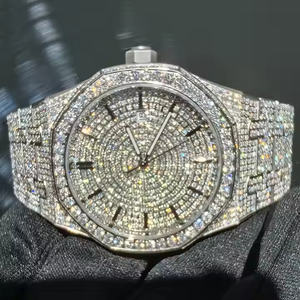 Montre analogique à quartz pour homme Prestige Aura, boîtier en alliage de luxe, épaisseur de 5 mm, avec diamants en moissanite étincelants sur le cadran - Product Image 1