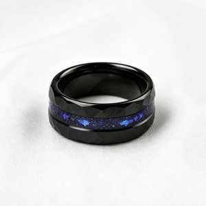 Bague en carbure de tungstène noir martelé de 8 mm avec incrustation d'<span class=keywords><strong>opale</strong></span> bleue écrasée, tendance, pour couples, alliance de promesse et de mariage pour hommes et femmes - Product Image 2