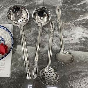 Wholesale Cheap Price Stainless Steel Serving Spoon Ladle Strainer With Long Handle Flower Pattern Thin Material Kitchen Tool - Product Image 6