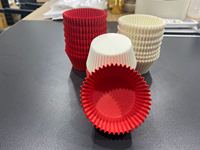 Machine automatique pour la fabrication de plateaux à gâteaux en papier et de moules à muffins pour les petites entreprises à domicile